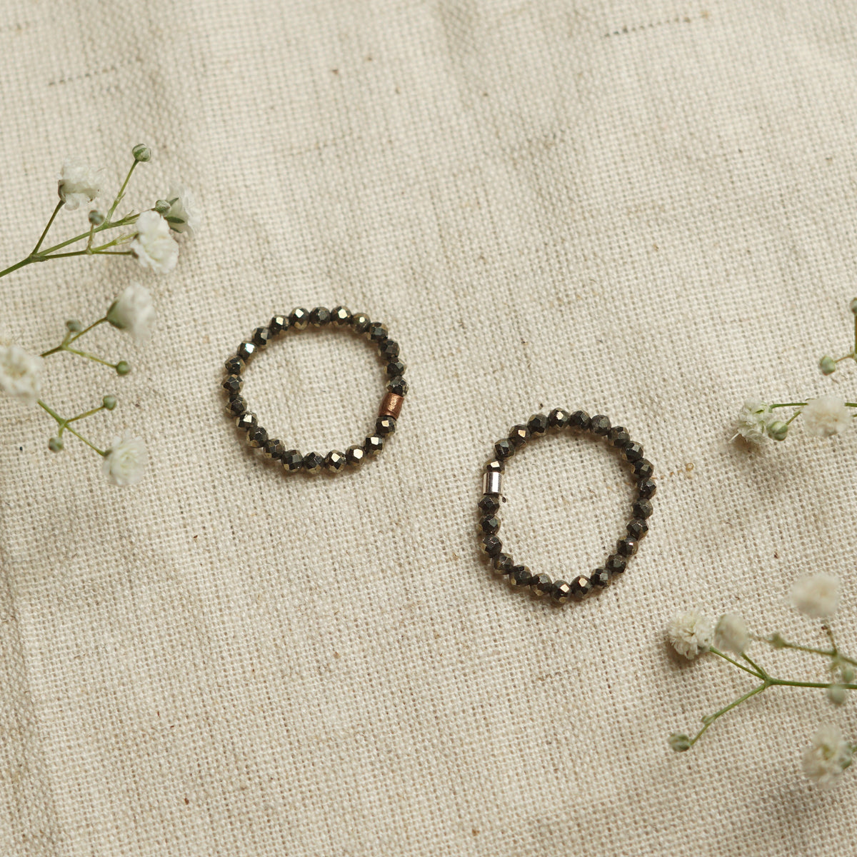 Elastic Anti-Anxiety Fidget Ring Made of Natural Faceted Gemstone Beads - Pyrite